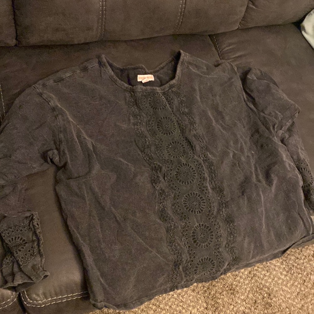 Gray Wash Lace